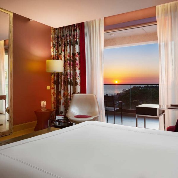 Swissotel_Sochi_rooms_swissadvantage_seaview_gallery3